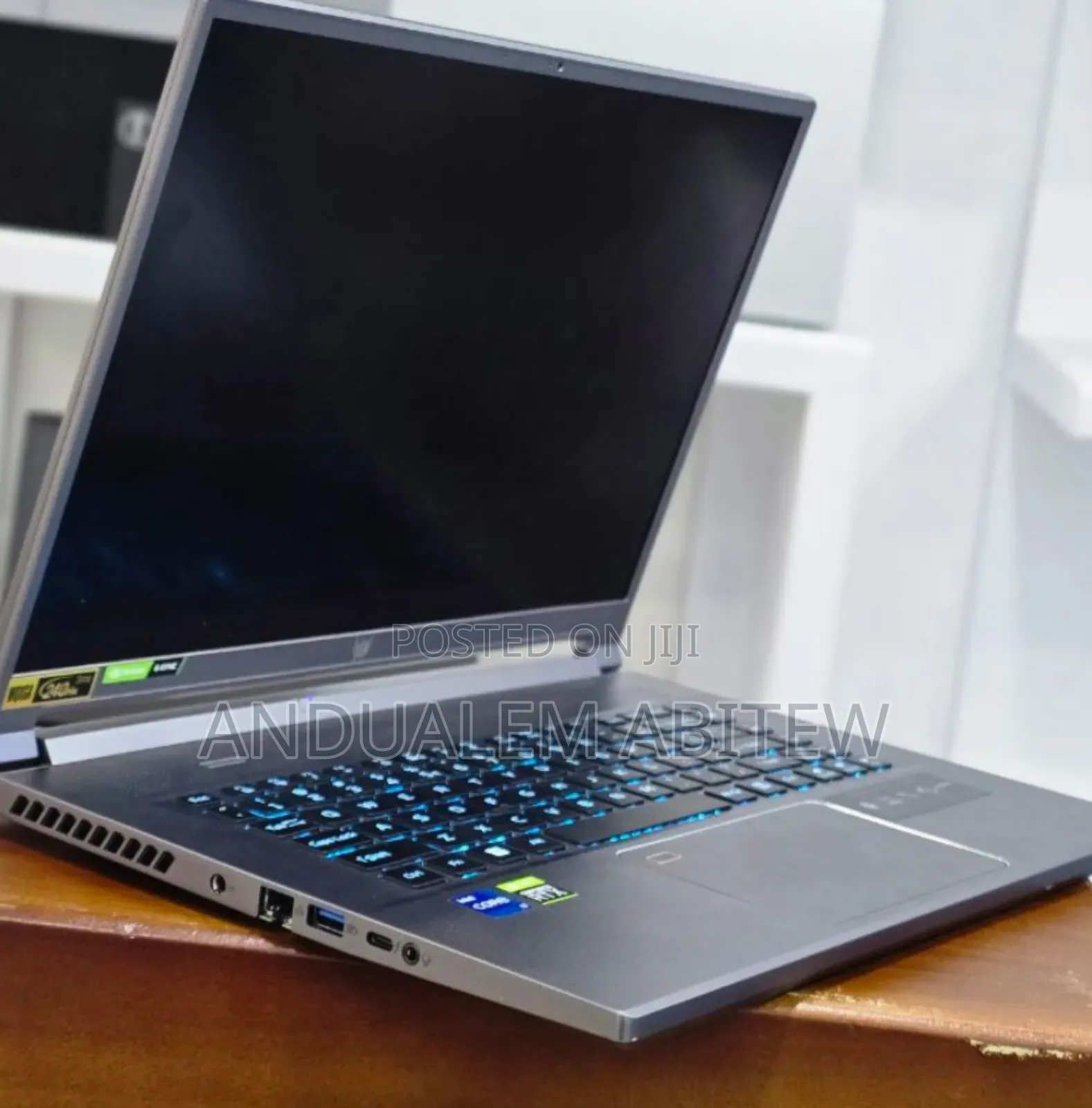 New Laptop Acer Predator Triton 500 SE 16GB Intel Core I7 SSD 2T