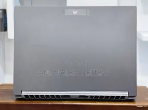 New Laptop Acer Predator Triton 500 SE 16GB Intel Core I7 SSD 2T