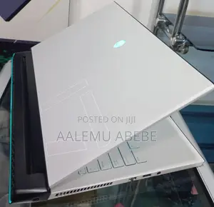 New Laptop Alienware Area-51m 32GB Intel Core I7 SSD 2T