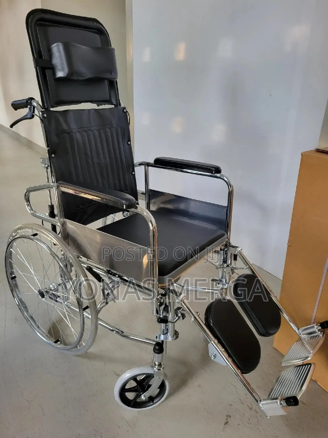 Multi-Purpose Wheelchair:_ዊልቼር+የሽንት ቤት ሁሉ በአንድ/Wheelchair