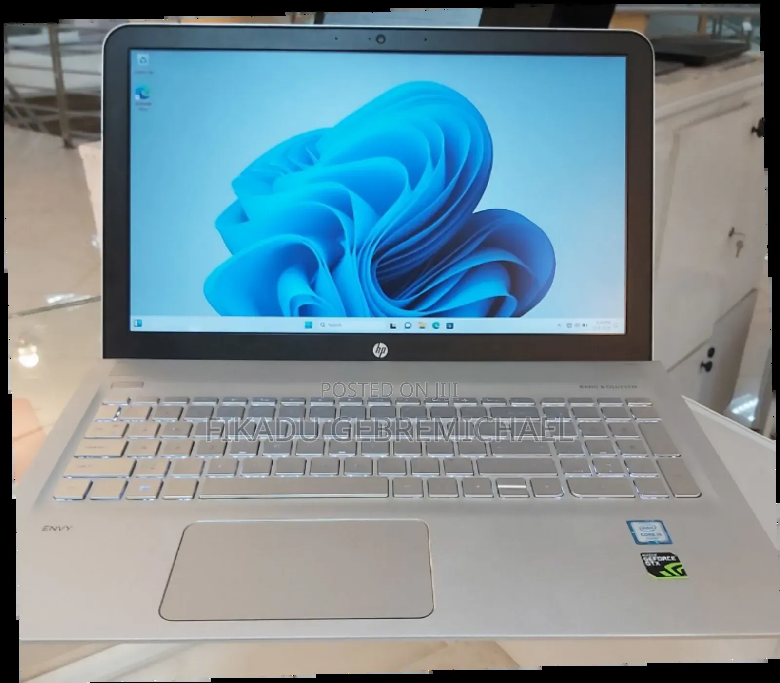 New Laptop HP Envy 15 16GB Intel Core I5 HDD+SSD 512GB