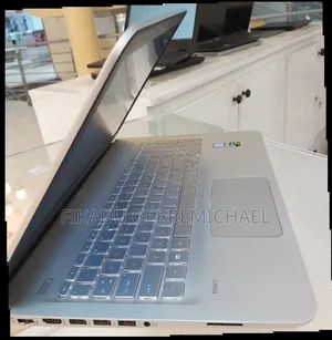 New Laptop HP Envy 15 16GB Intel Core I5 HDD+SSD 512GB