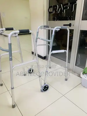 Photo - Walk-in Aid Frame Walker/Walker/Walker/Walking Aid/Walker