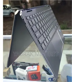 Photo - New Laptop HP Spectre 16GB Intel Core I7 SSD 1T