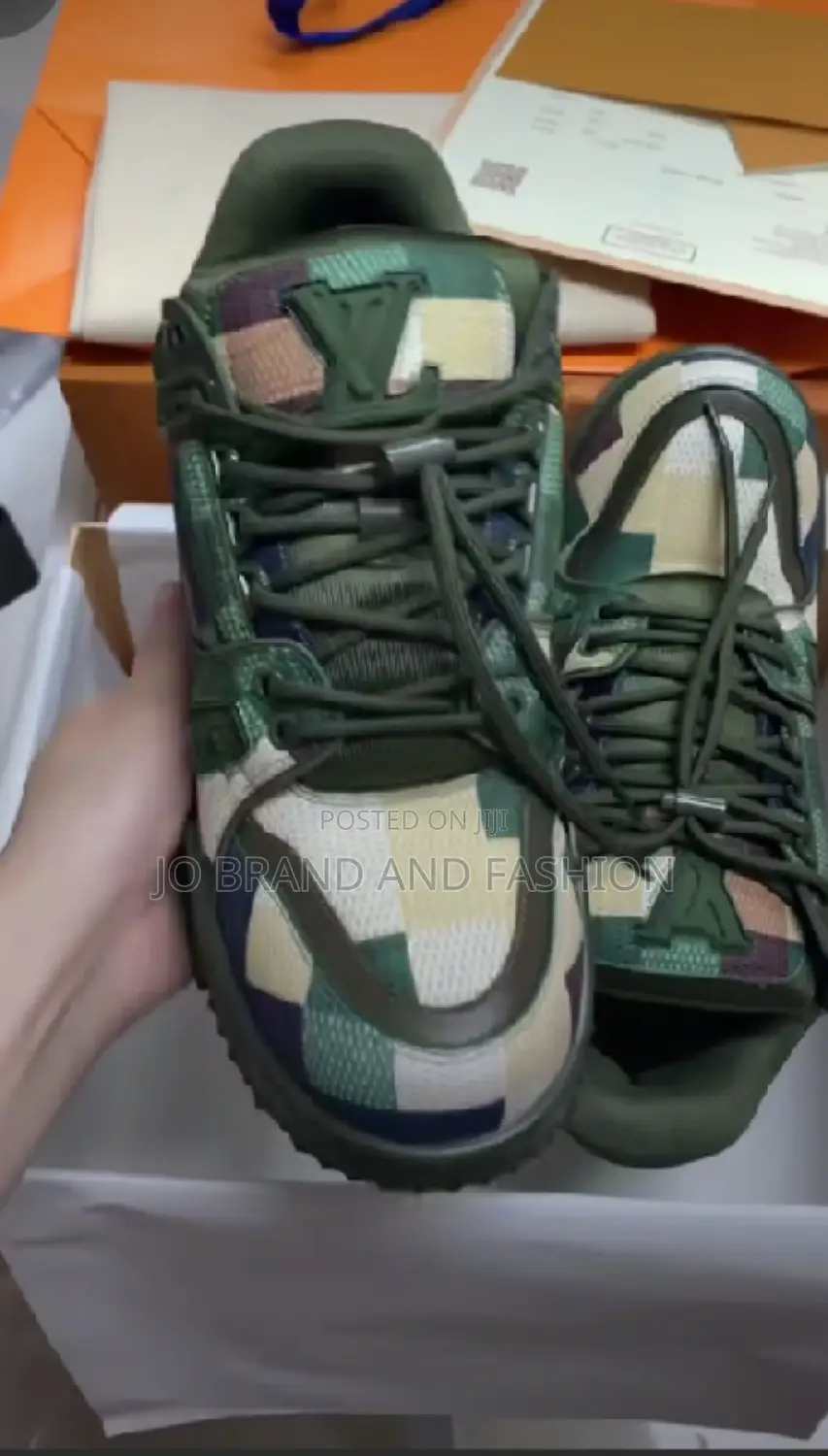 New Louis Vuitton Master Quality Shoes