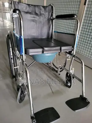 Used Wheelchair'-□Wheelchair•6/Toilet Wheelchair%Wheelchair