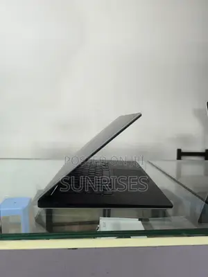 New Laptop Dell Precision 5540 16GB Intel Core I7 SSD 512GB