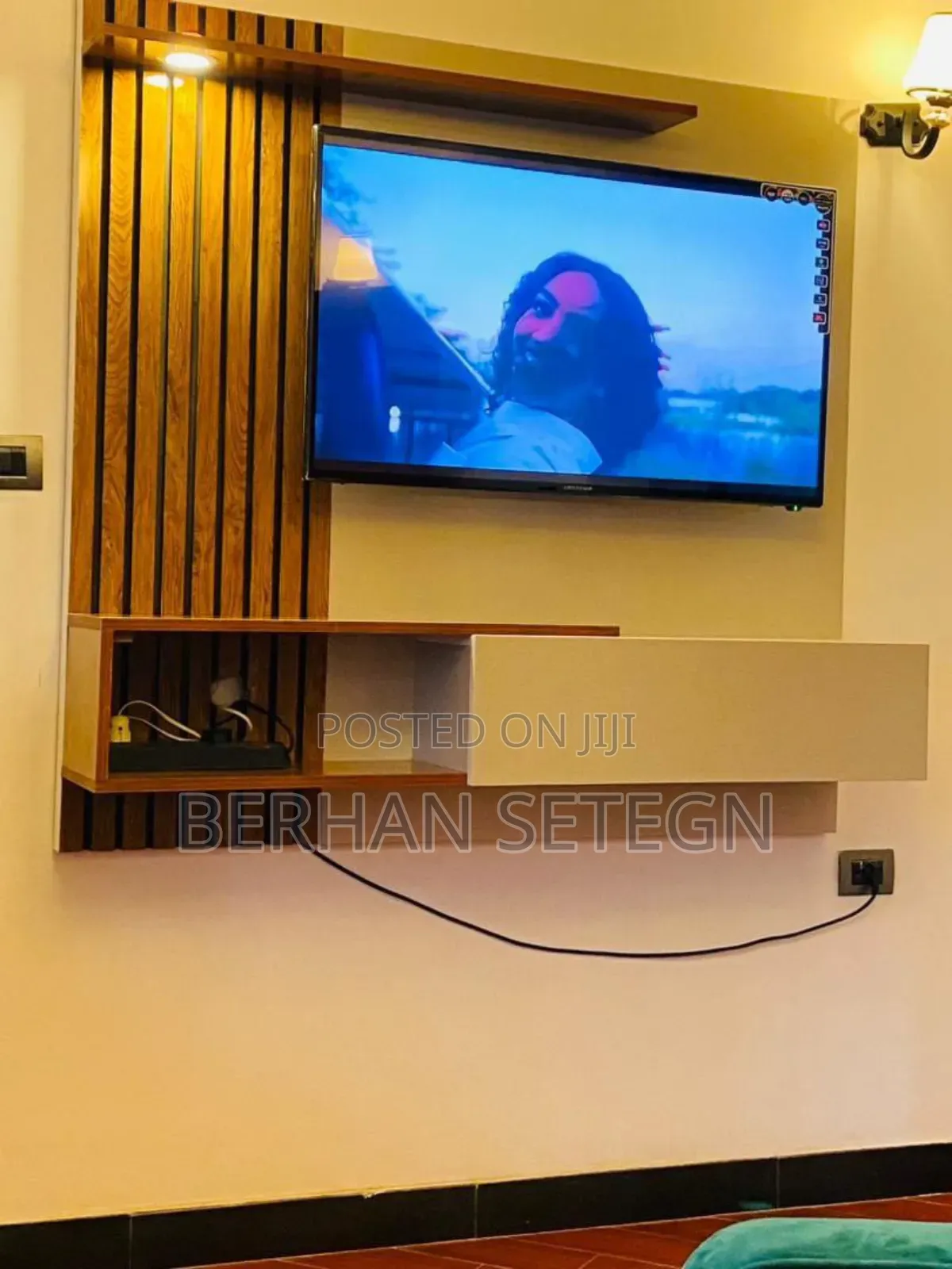 Amazing Tv Stands ግድግዳ ላይ ተለጣፊ ቲቪ ስታንዶች