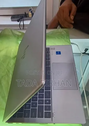 Photo - New Laptop HP Envy X360 16GB Intel Core I5 SSD 512GB