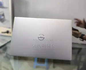 New Laptop Dell XPS 15 32GB Intel Core I9 SSD 2T