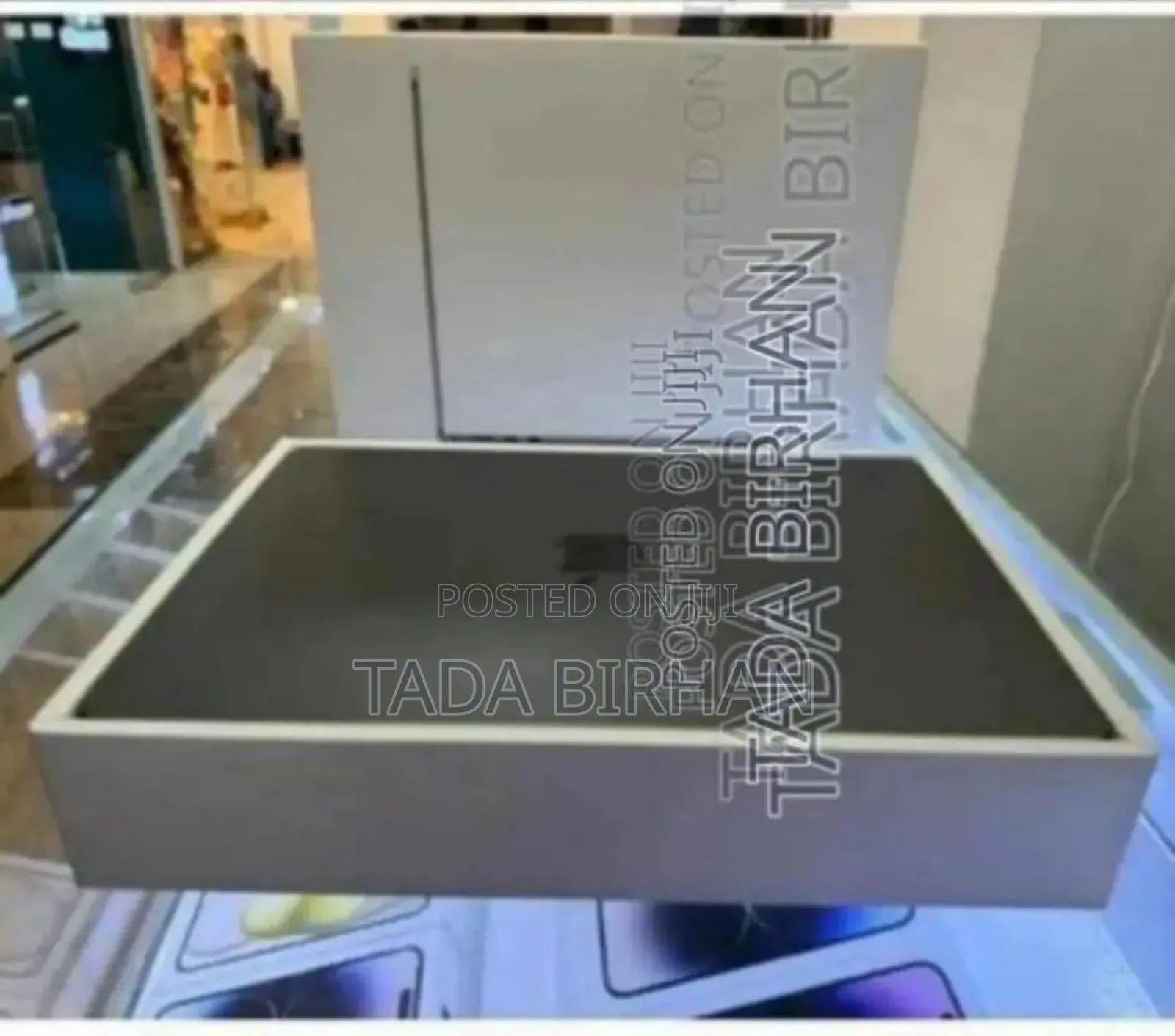 New Laptop Apple MacBook Air 2022 M2 16GB Apple M2 SSD 512GB