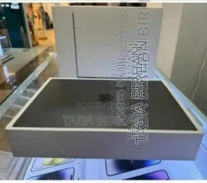 New Laptop Apple MacBook Air 2022 M2 16GB Apple M2 SSD 512GB