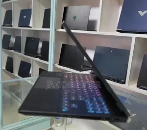 New Laptop HP Omen 15 16GB AMD Ryzen 7 SSD 512GB