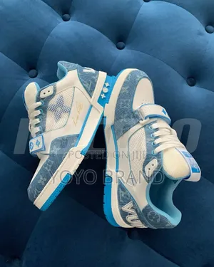 Photo - Lv Trainer Fashion Shoes