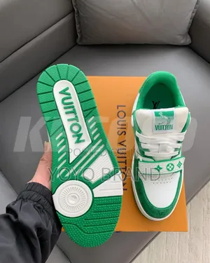 Lv Trainer Fashion Shoes