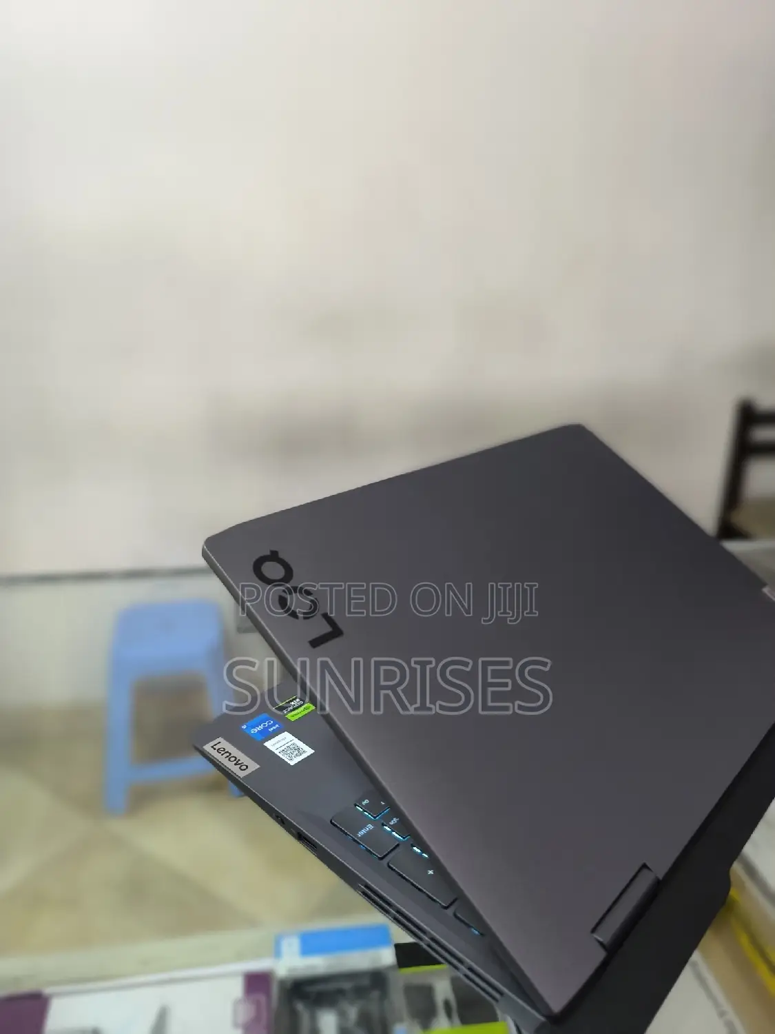 New Laptop Lenovo LOQ 15IRH8 8GB Intel Core I5 SSD 512GB