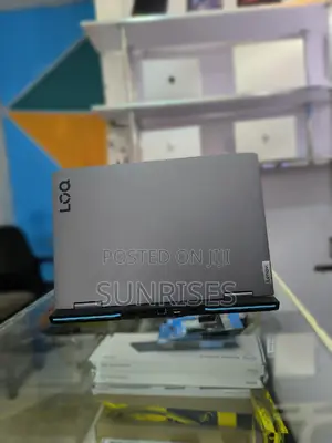 New Laptop Lenovo LOQ 15IRH8 8GB Intel Core I5 SSD 512GB