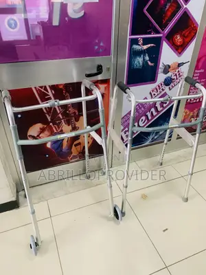 Walker/:Adjusted Walker/Walking Aid/Walker Frame/Walker/Fold