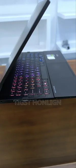 New Laptop HP Omen 15 16GB Intel Core I7 SSD 1T