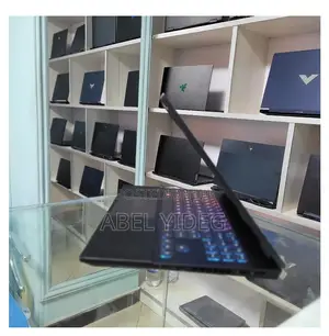 New Laptop HP Omen 15 16GB AMD Ryzen 7 SSD 512GB