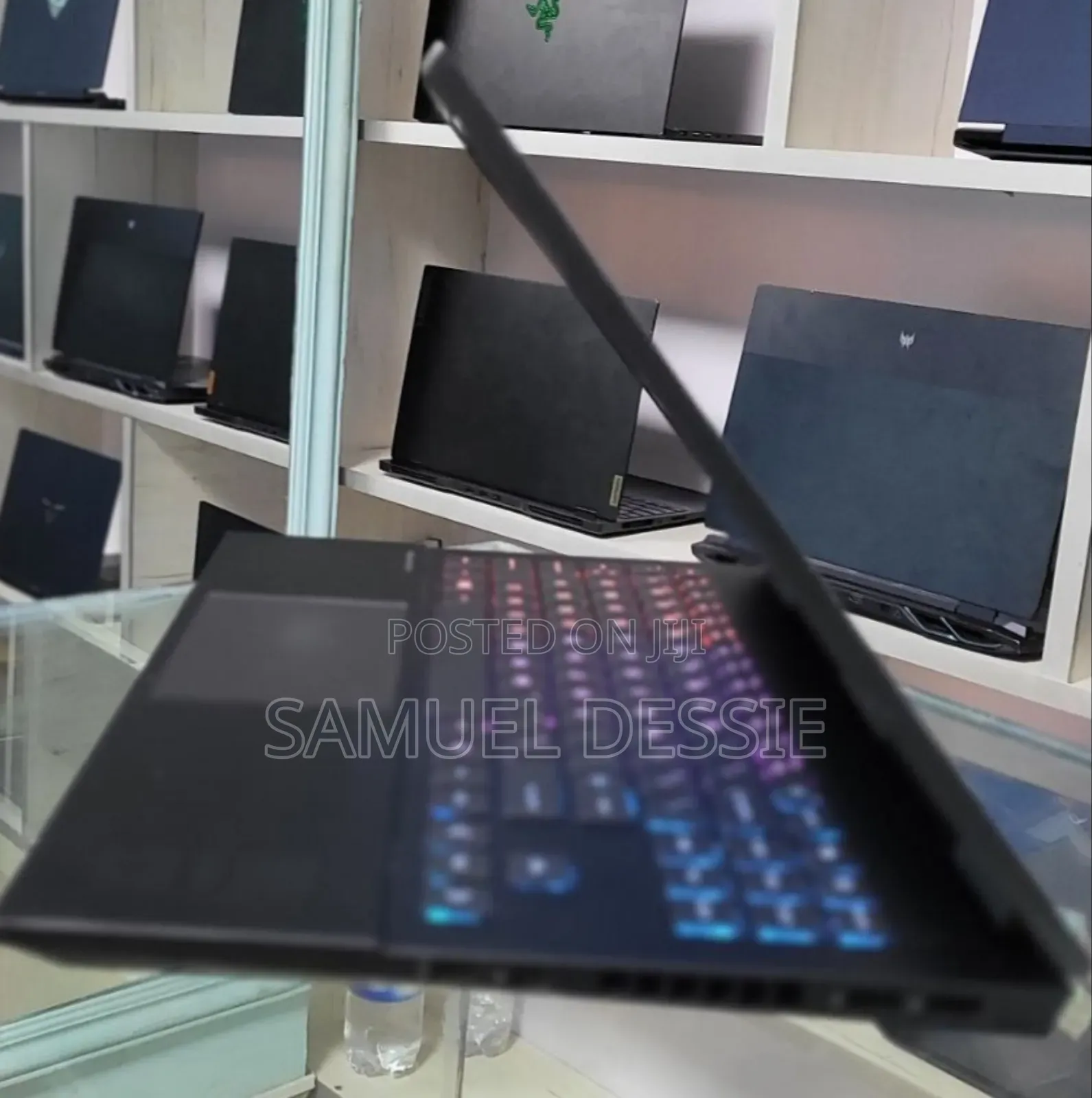 New Laptop HP Omen 15 16GB AMD Ryzen 7 SSD 512GB