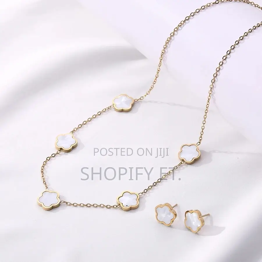 Necklace + Ear Rings (SHEIN)