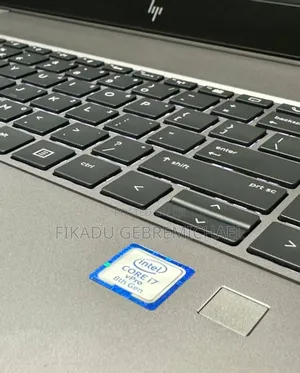 New Laptop HP ZBook Studio G5 16GB Intel Core i7 SSD 512GB