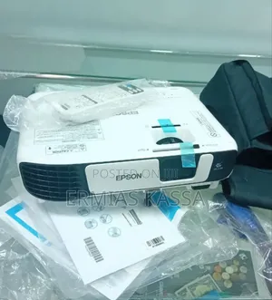 Brand New With Manual Epson Eb- S41 Projector