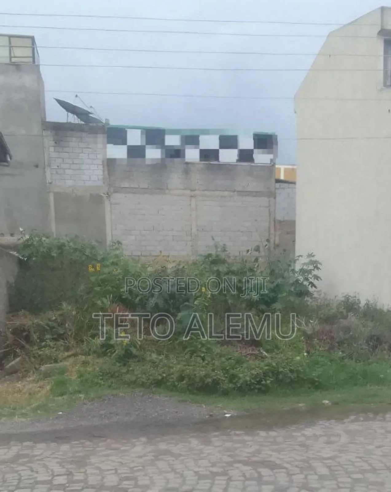 የሚሸጥ መሰርት ፍየል ቤት Land for Sale