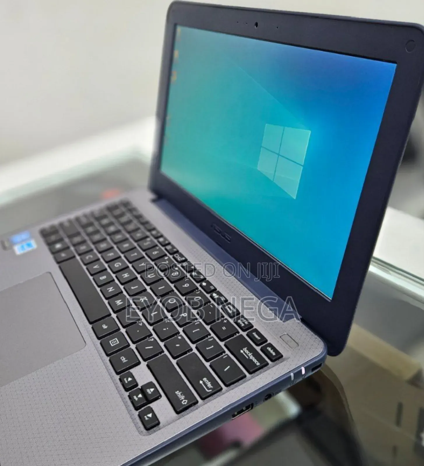 New Laptop Asus 4GB Intel Celeron SSD 60GB