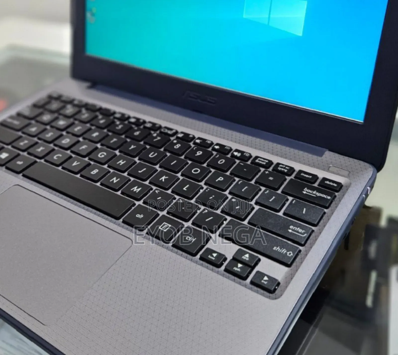 New Laptop Asus 4GB Intel Celeron SSD 60GB