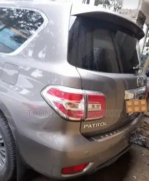 Nissan Patrol 2018 Silver