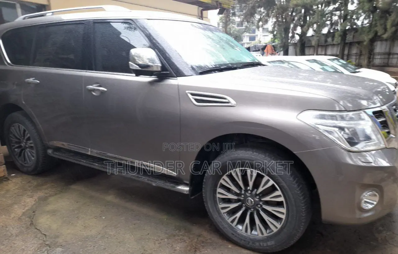 Nissan Patrol 2018 Silver