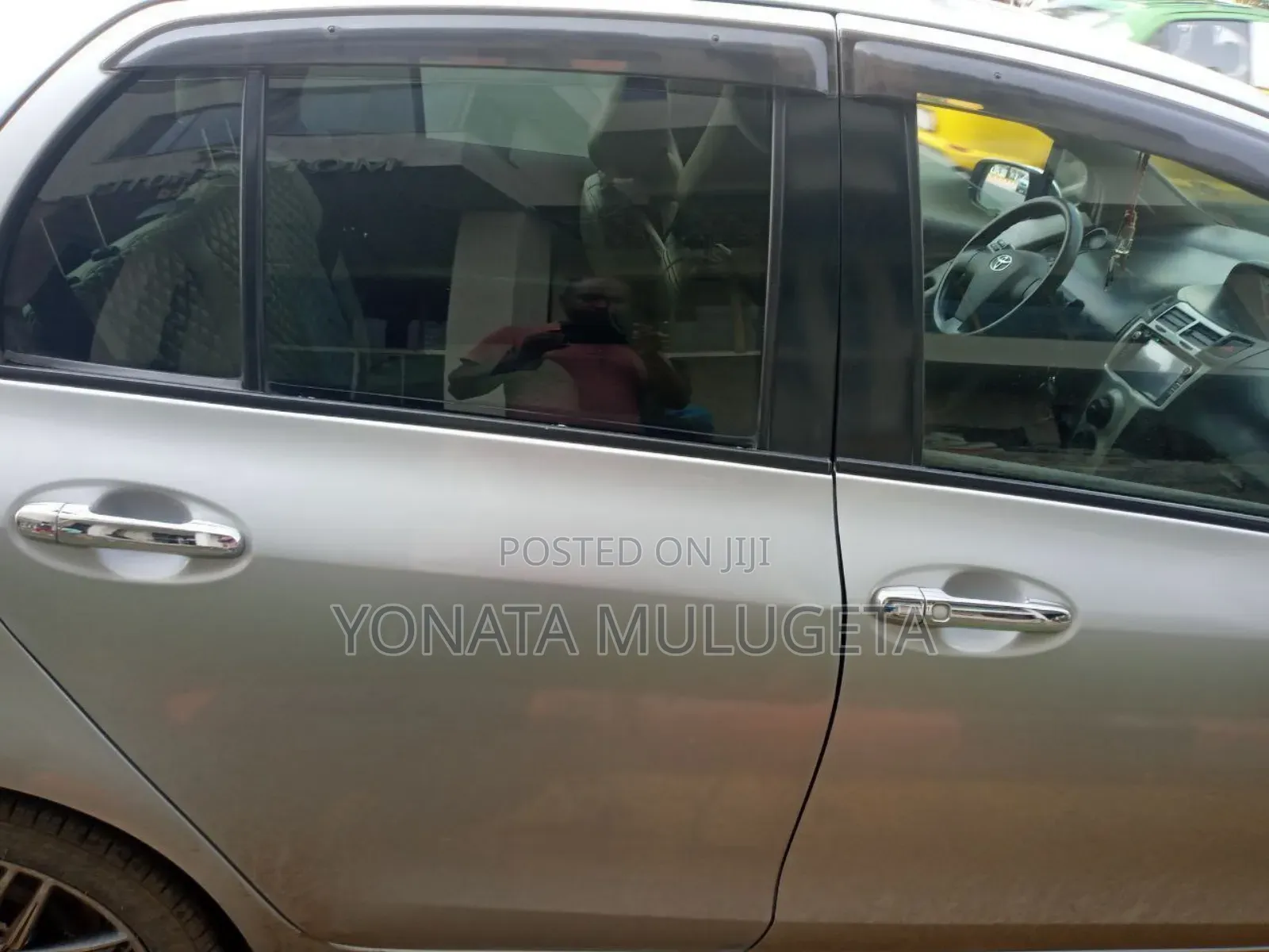 Toyota Yaris 2010 White