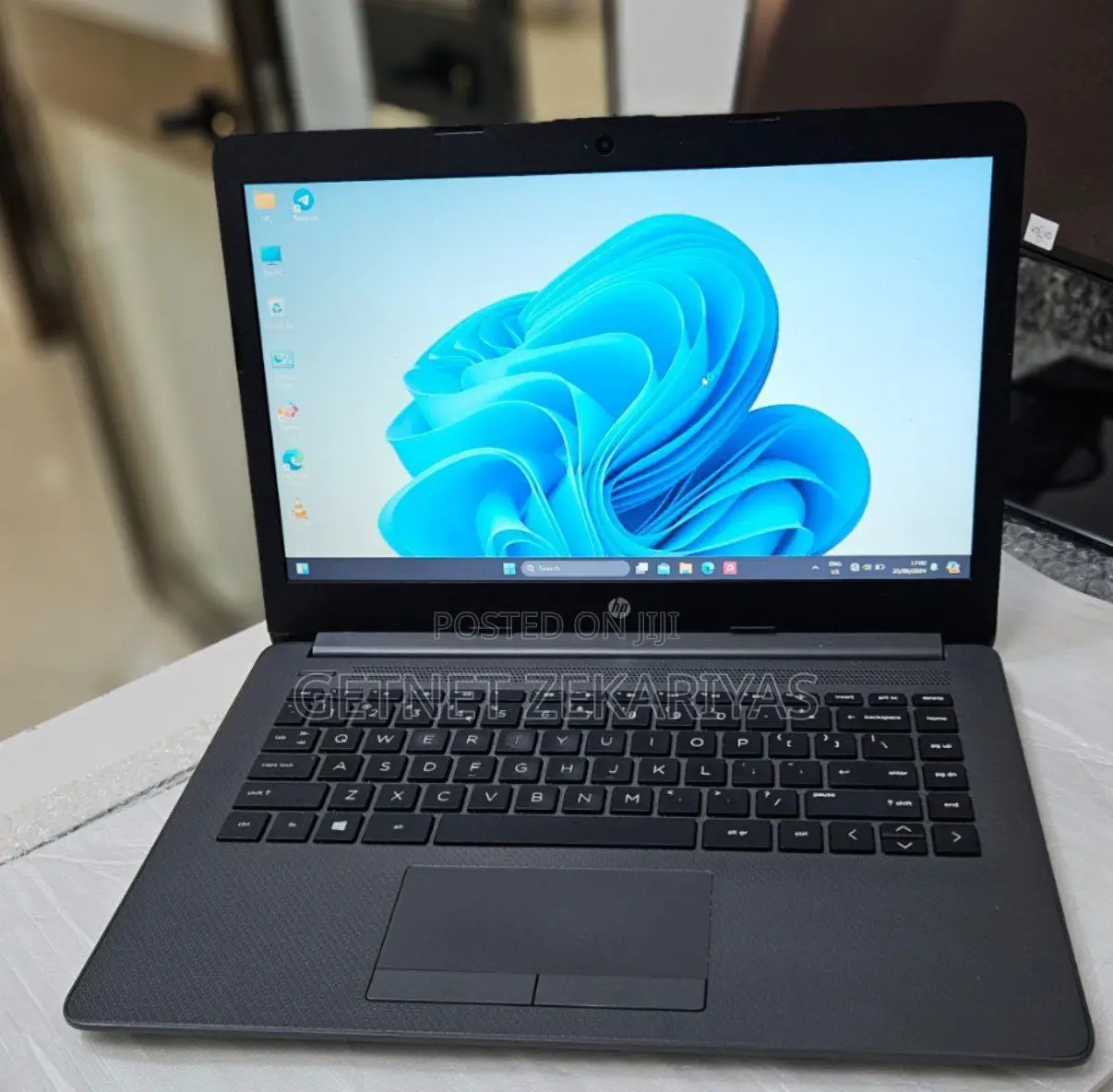 New Laptop HP Stream Notebook 8GB AMD Ryzen 3 SSD 128GB