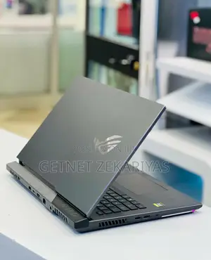 New Laptop Asus ROG Strix G17 32GB AMD Ryzen 9 SSD 1T