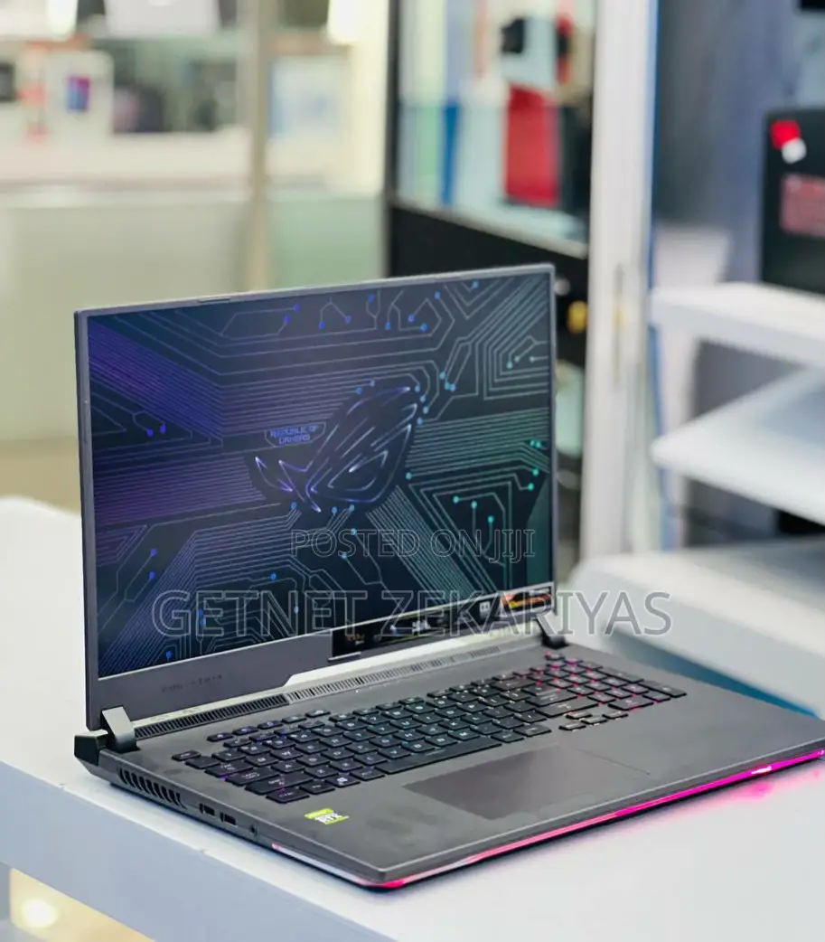 New Laptop Asus ROG Strix G17 32GB AMD Ryzen 9 SSD 1T