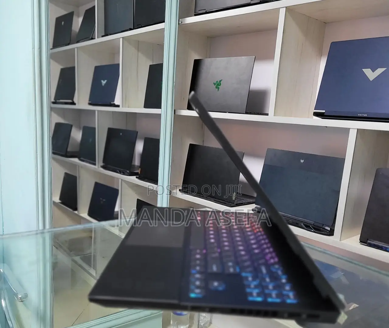 New Laptop HP Omen 15 16GB AMD Ryzen 7 SSD 512GB