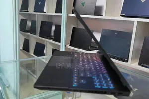 New Laptop HP Omen 15 16GB AMD Ryzen 7 SSD 512GB