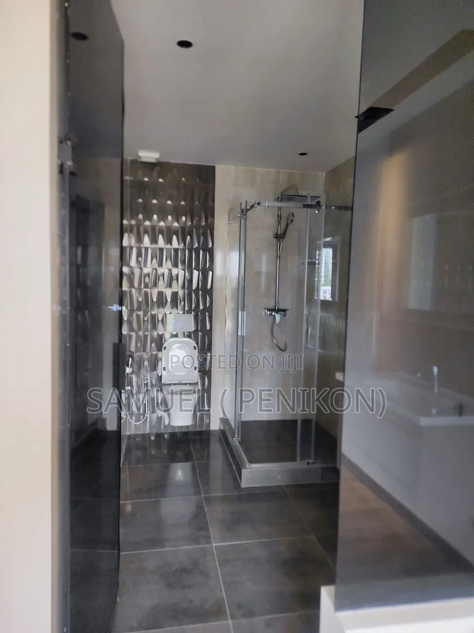 Furnished 3bdrm Apartment in Grand View Apartment, Bole for rent