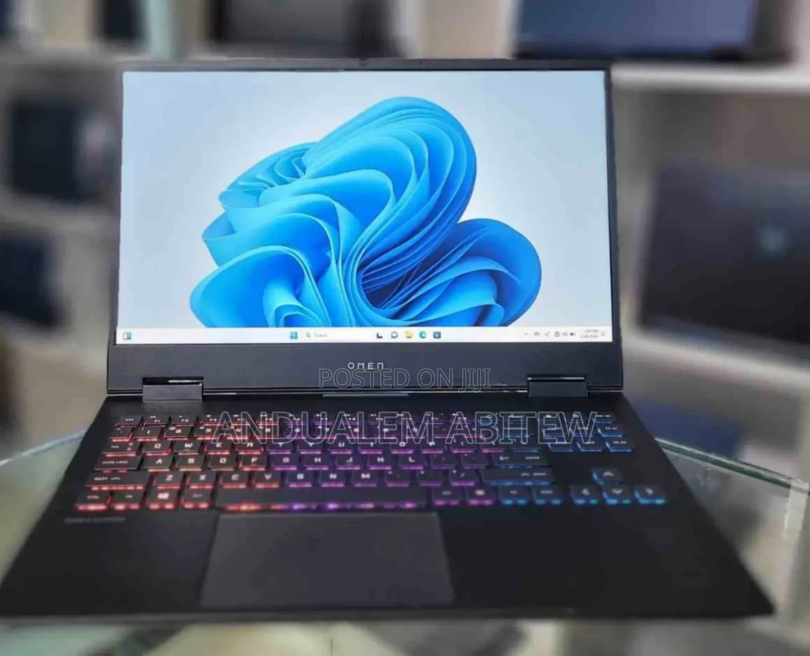 New Laptop HP Omen 15 16GB AMD Ryzen 7 SSD 512GB