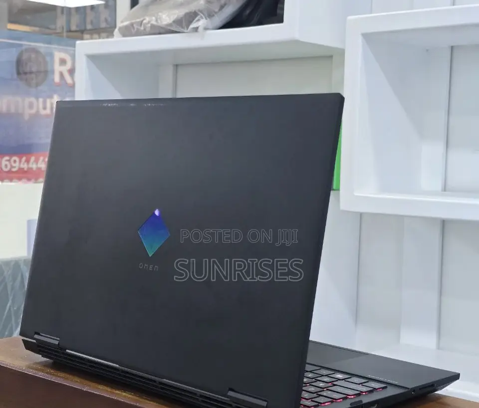 New Laptop HP Omen 16 16GB Intel Core I7 SSD 512GB