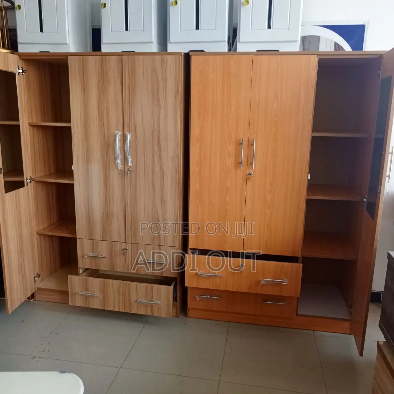 1.20 ላምኔት ቁምሳጥን