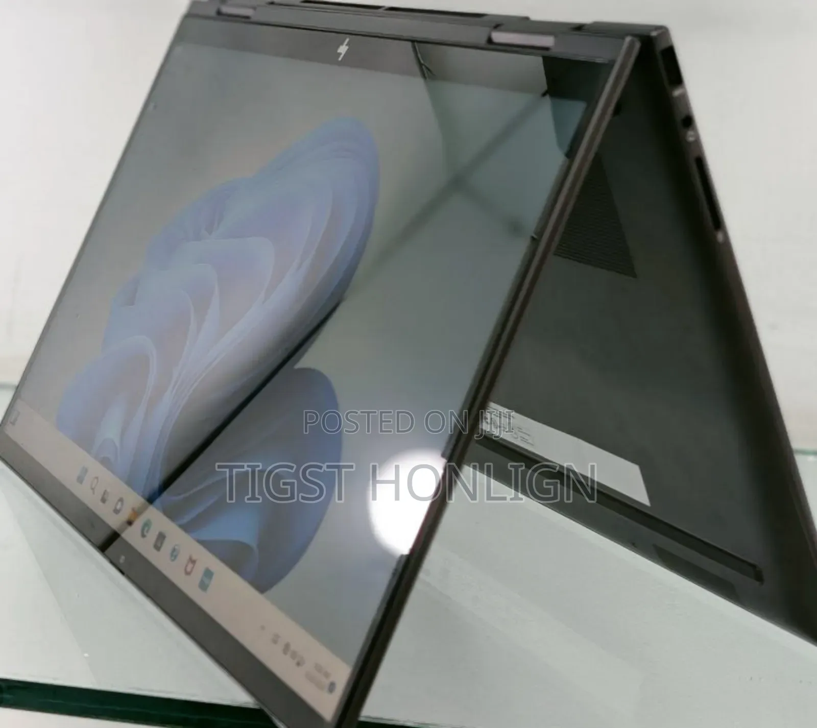 New Laptop HP Envy X360 16GB AMD Ryzen 7 SSD 512GB