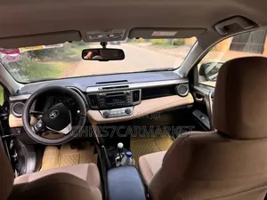 Toyota RAV4 2015 Brown