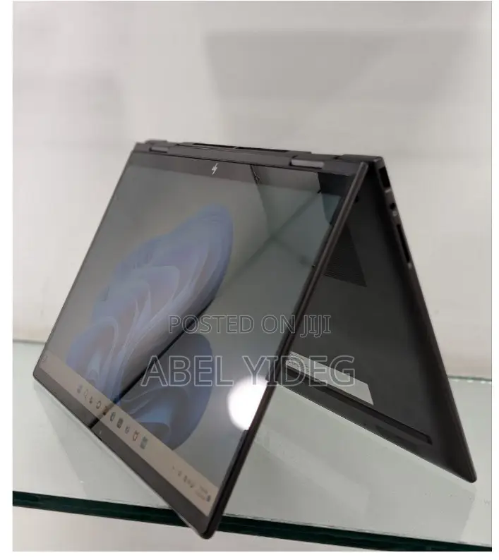 New Laptop HP Envy X360 16GB AMD Ryzen 7 SSD 512GB