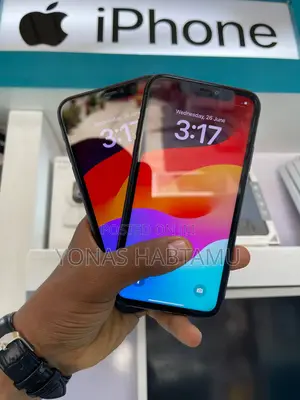 New Apple iPhone 11 64 GB Black