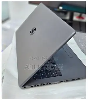 New Laptop HP Stream Notebook 8GB Intel Core I7 HDD 1T