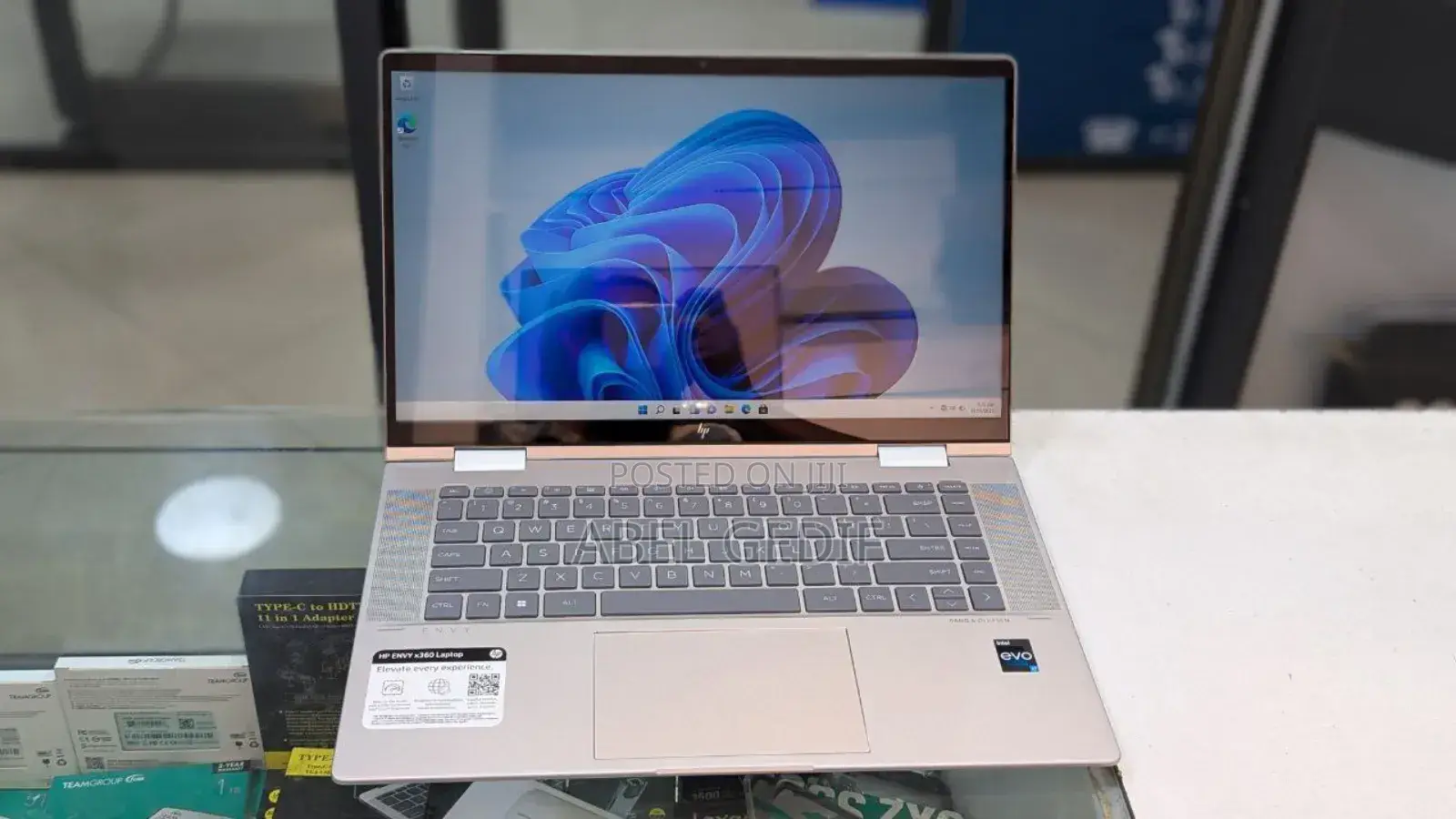 New Laptop HP Envy X360 16GB Intel Core I7 SSD 512GB