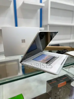 New Laptop Microsoft Surface Pro 7 16GB Intel Core I5 SSD 256GB